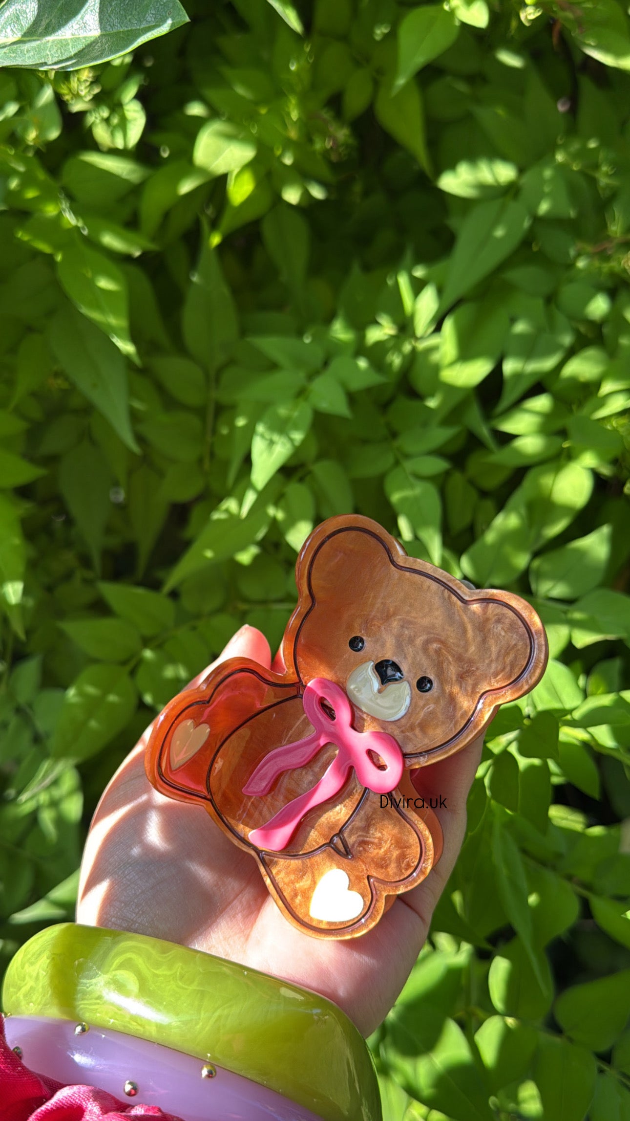Teddy & Bow Claw Clip