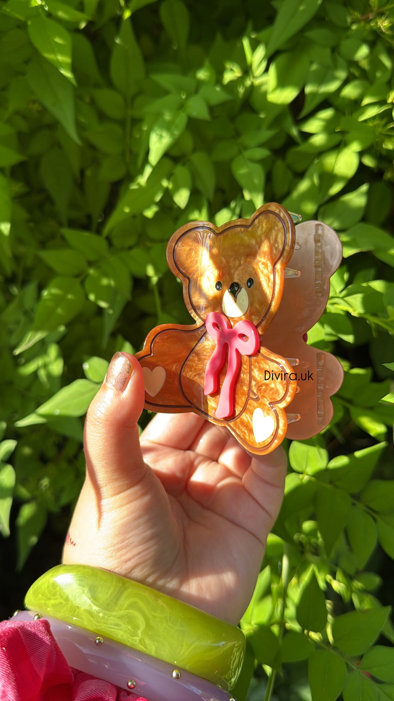 Teddy & Bow Claw Clip