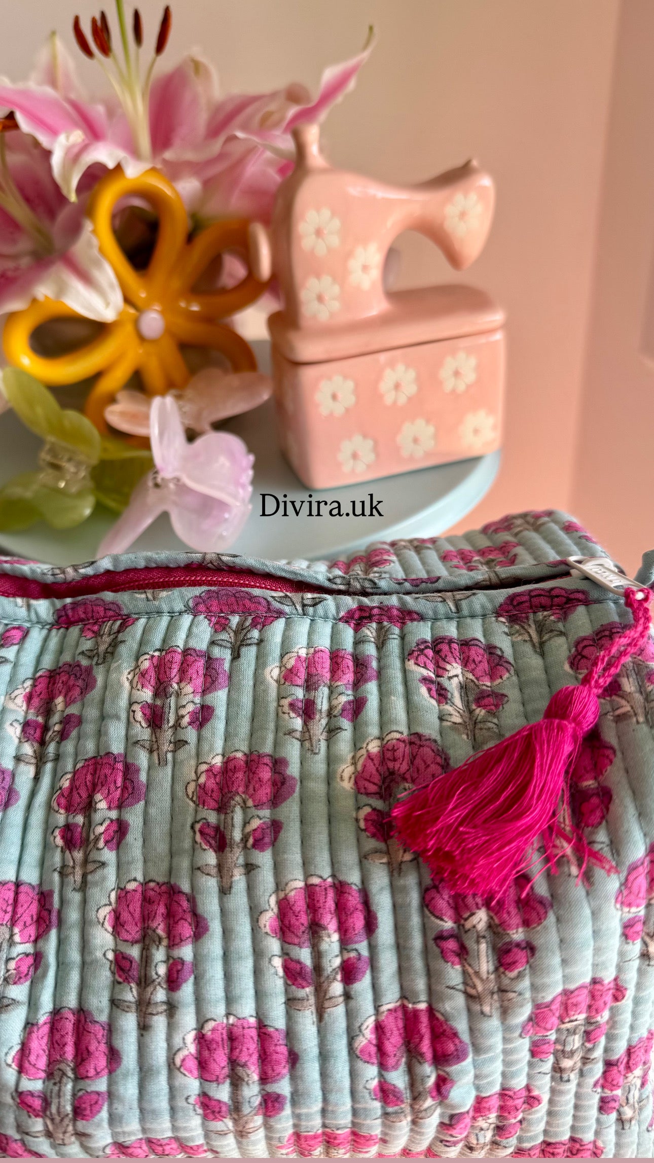 Pink Blossom Pouch🌸✨🦢