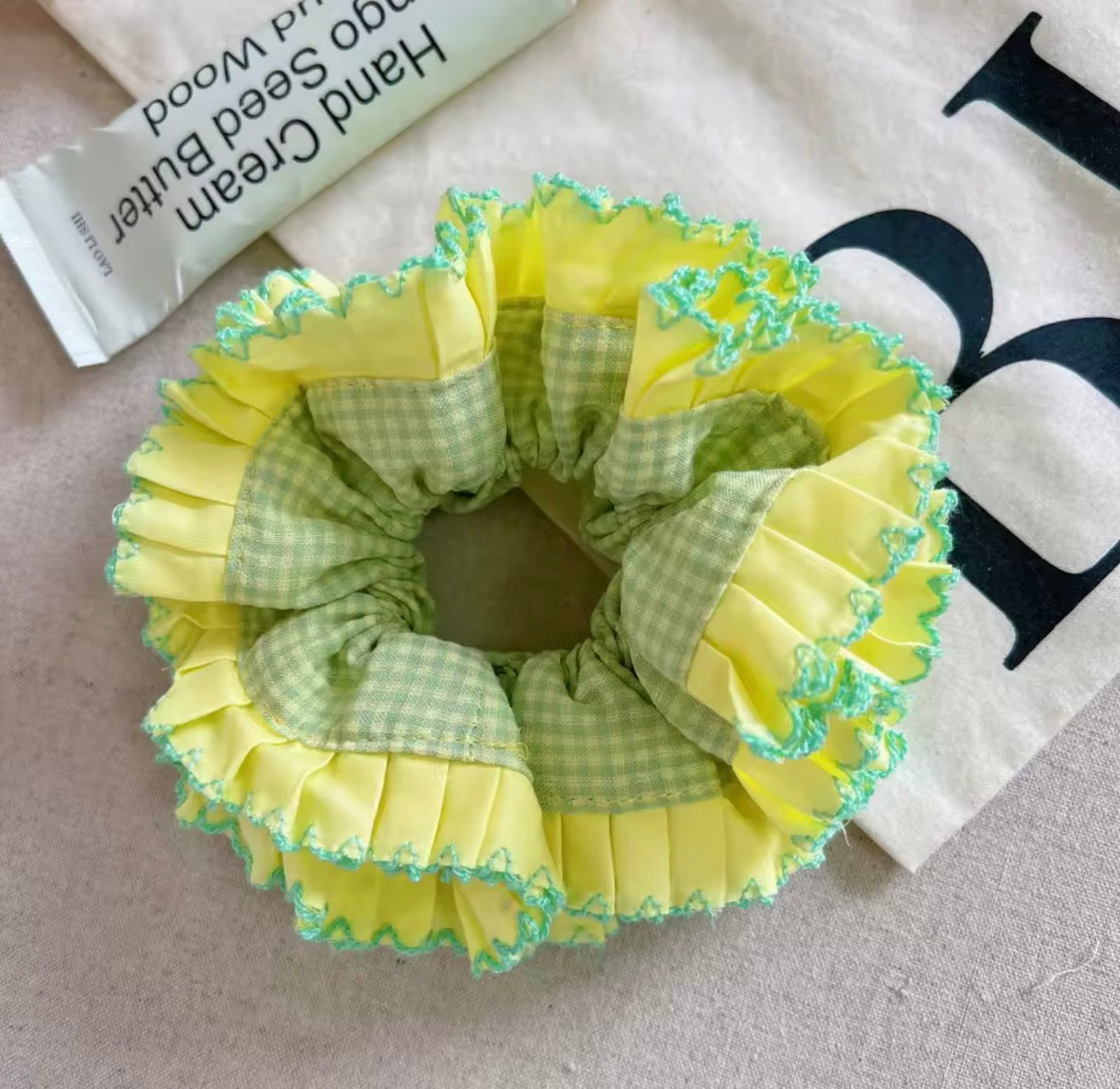Lime Gingham Scrunchie🌼🧚