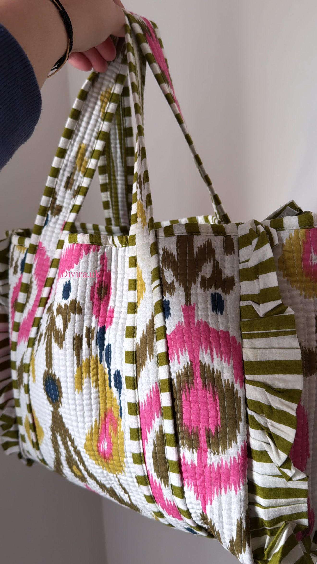 Medium Quilted Ruffle Tote Bag🌸
