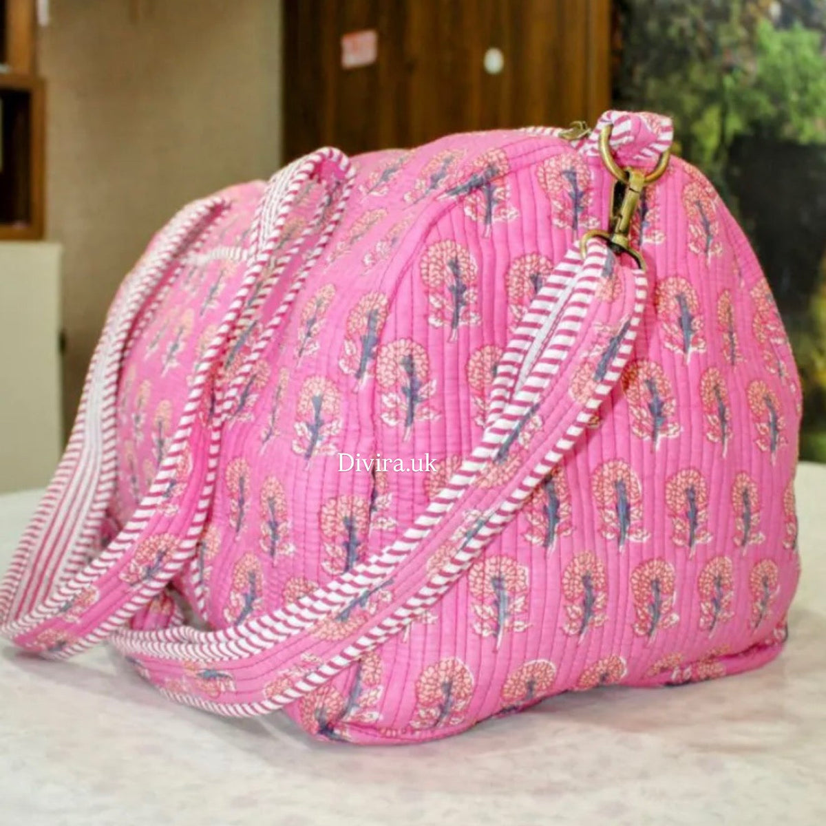 Pink Quilted Weekend Bag🎀🦢🌸 Handmade Block Print
