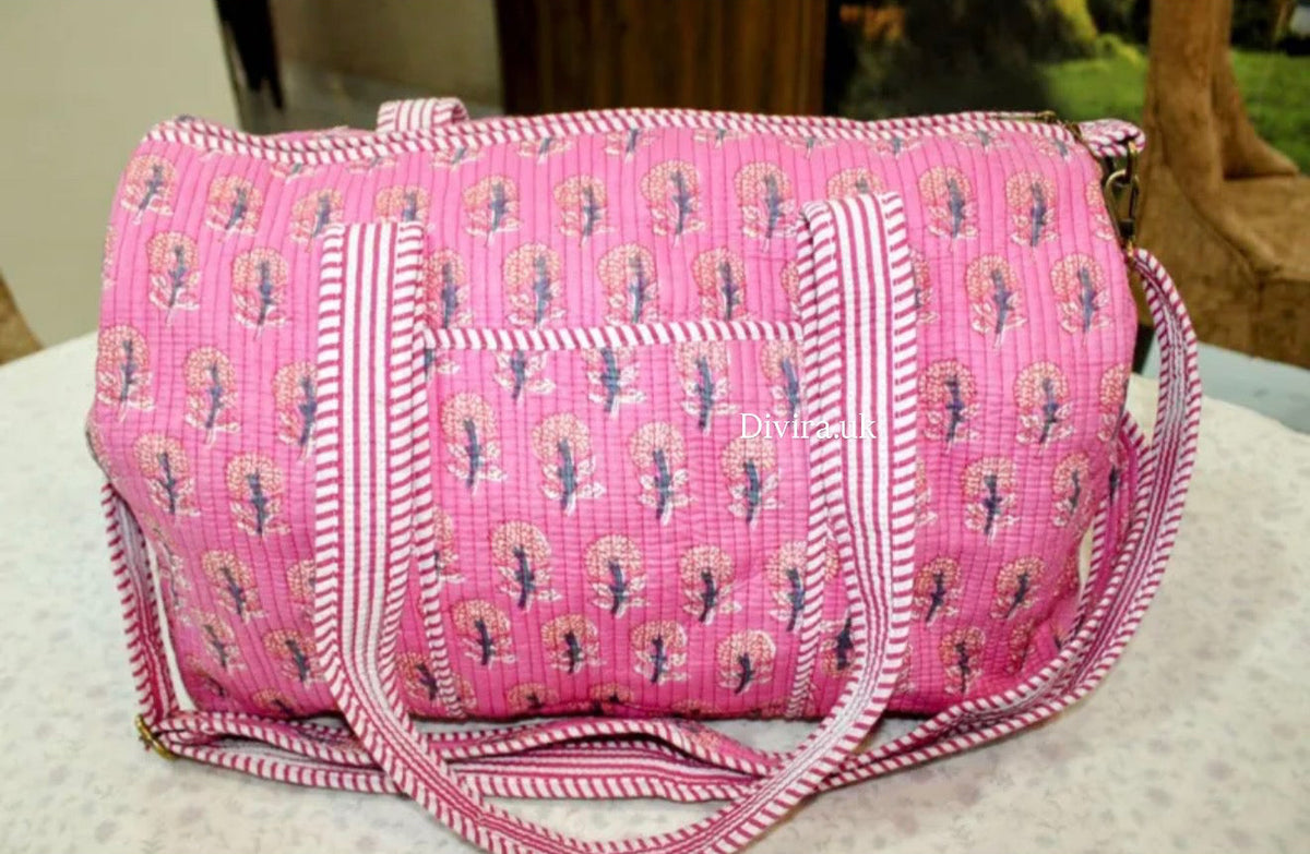 Pink Quilted Weekend Bag🎀🦢🌸 Handmade Block Print