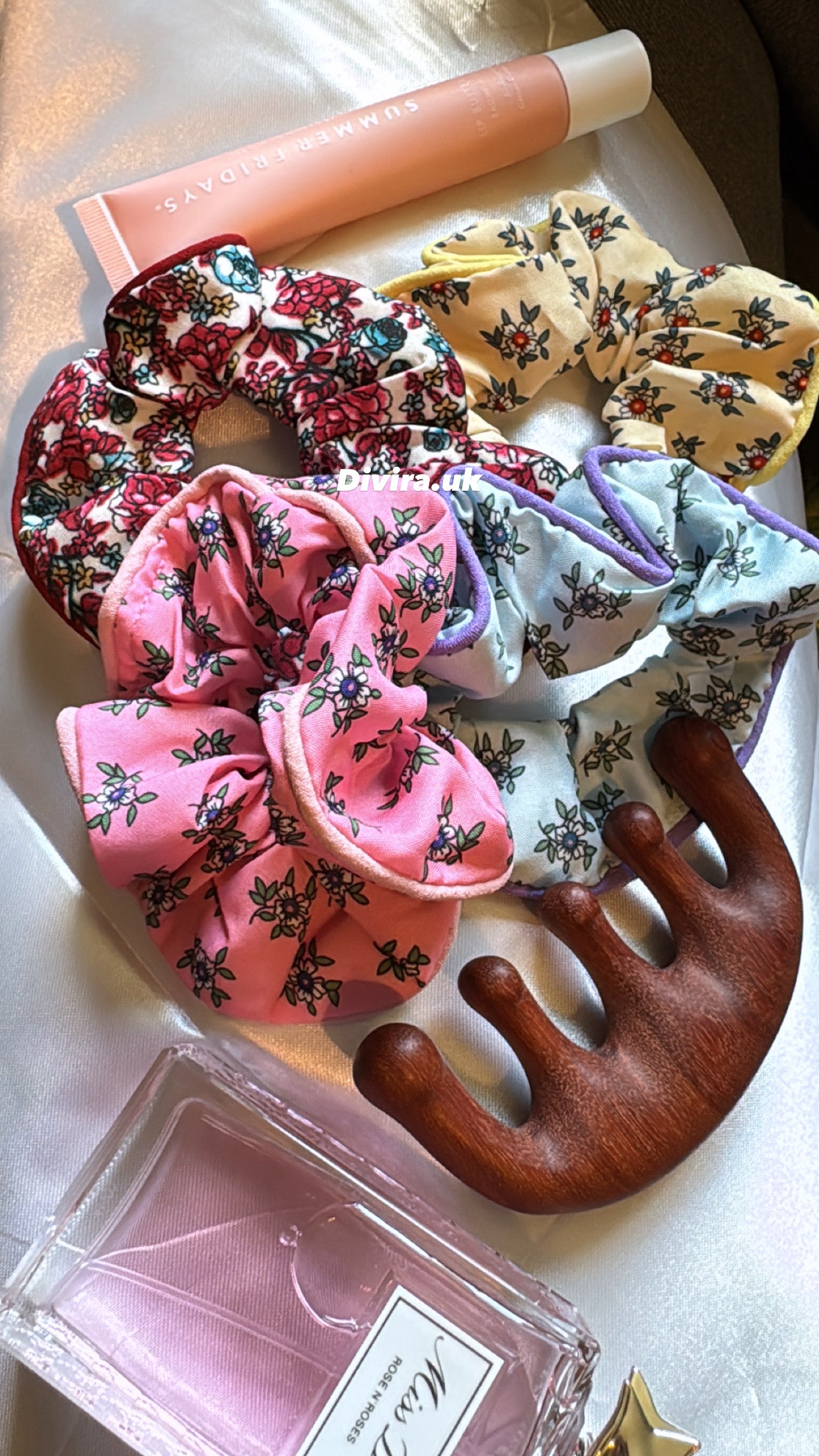 Scrunchie Bundle ( set of 4 )