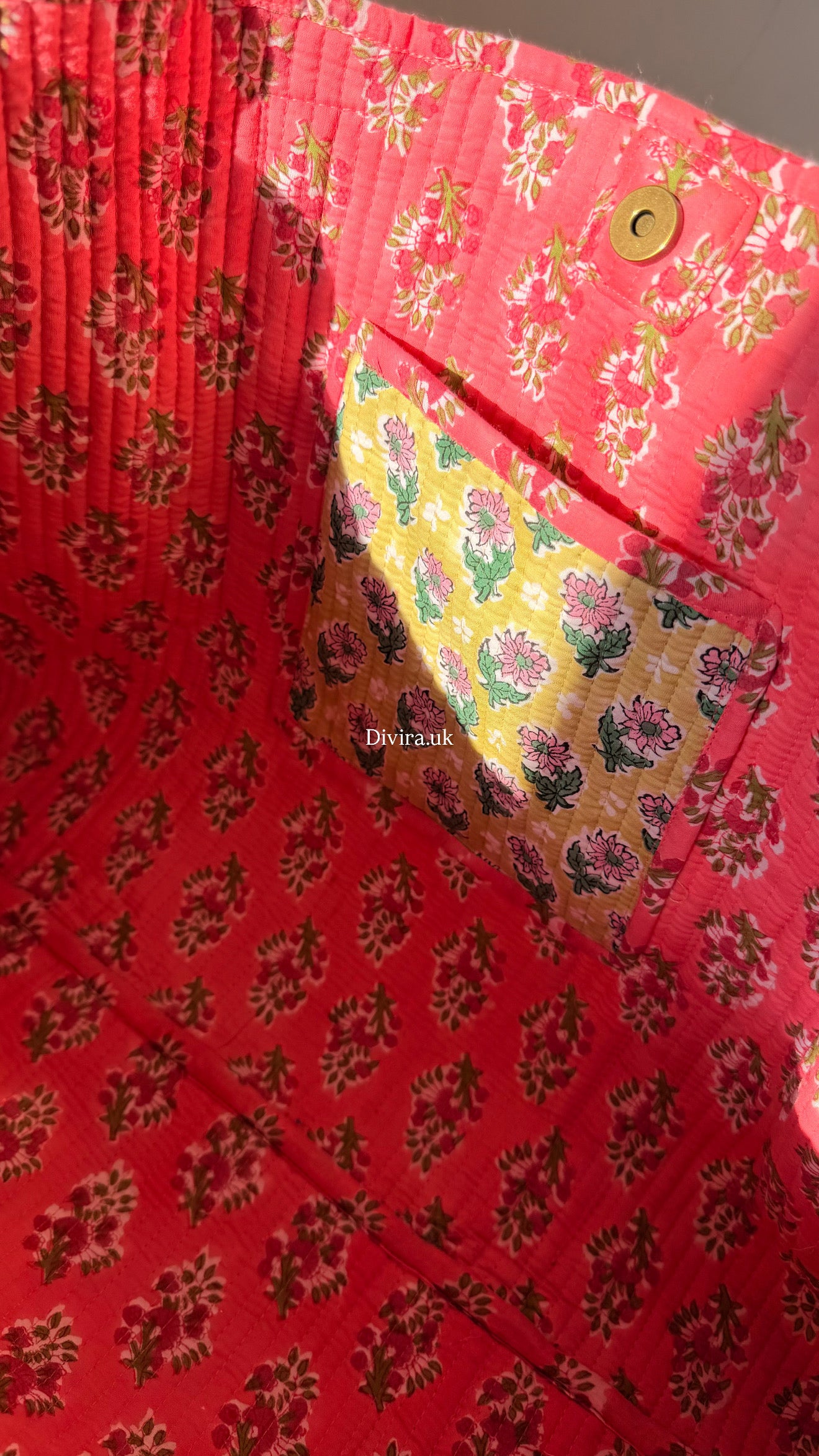 Green quilted tote bag