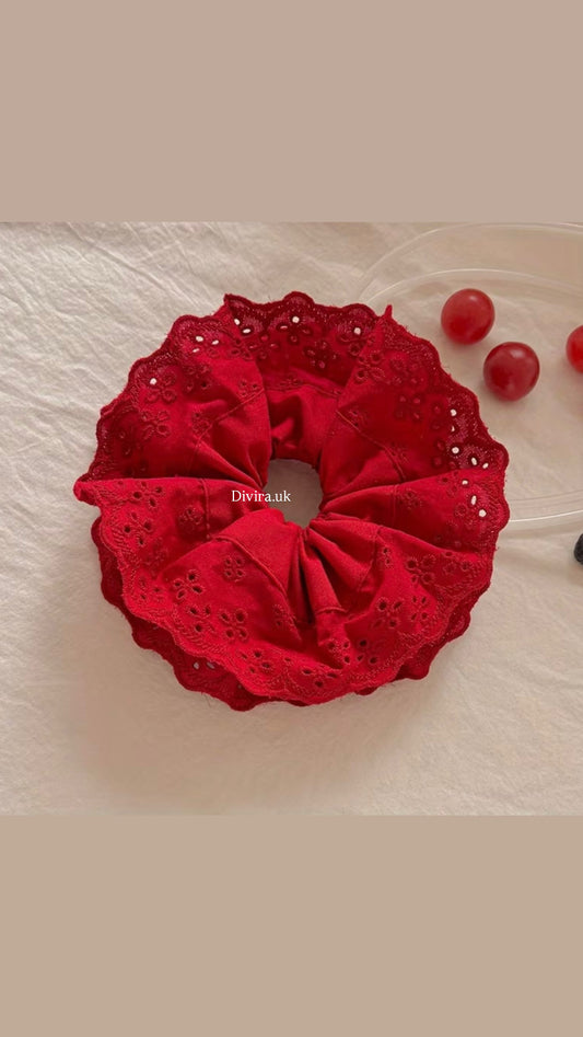 Red Scrunchie♥️