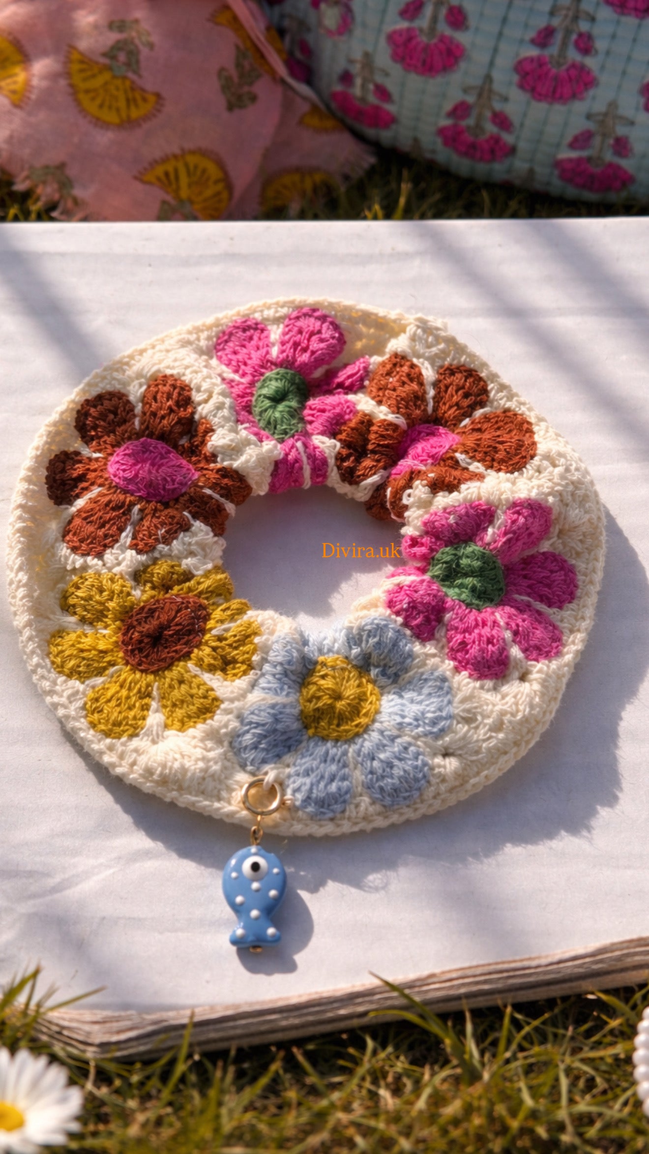 Charm Scrunchie🎀🧚