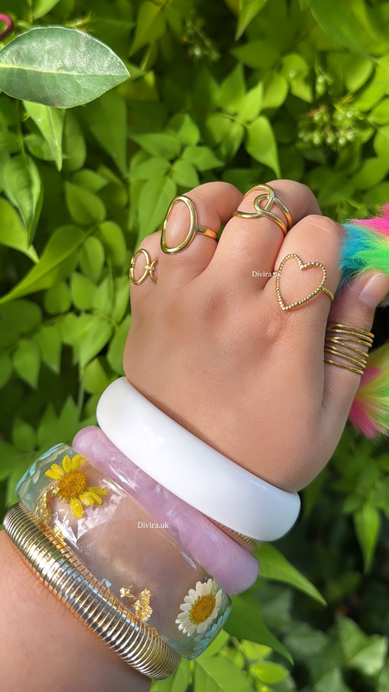 Flower Resin Bracelet