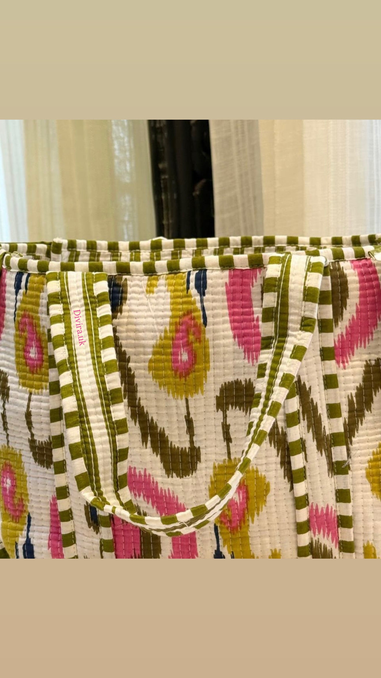 Medium Quilted Ruffle Tote Bag🌸