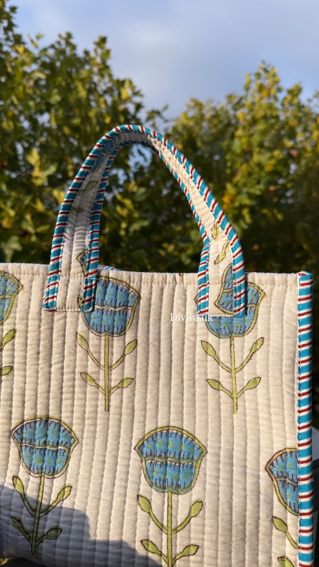 Mini Reversible quilted tote