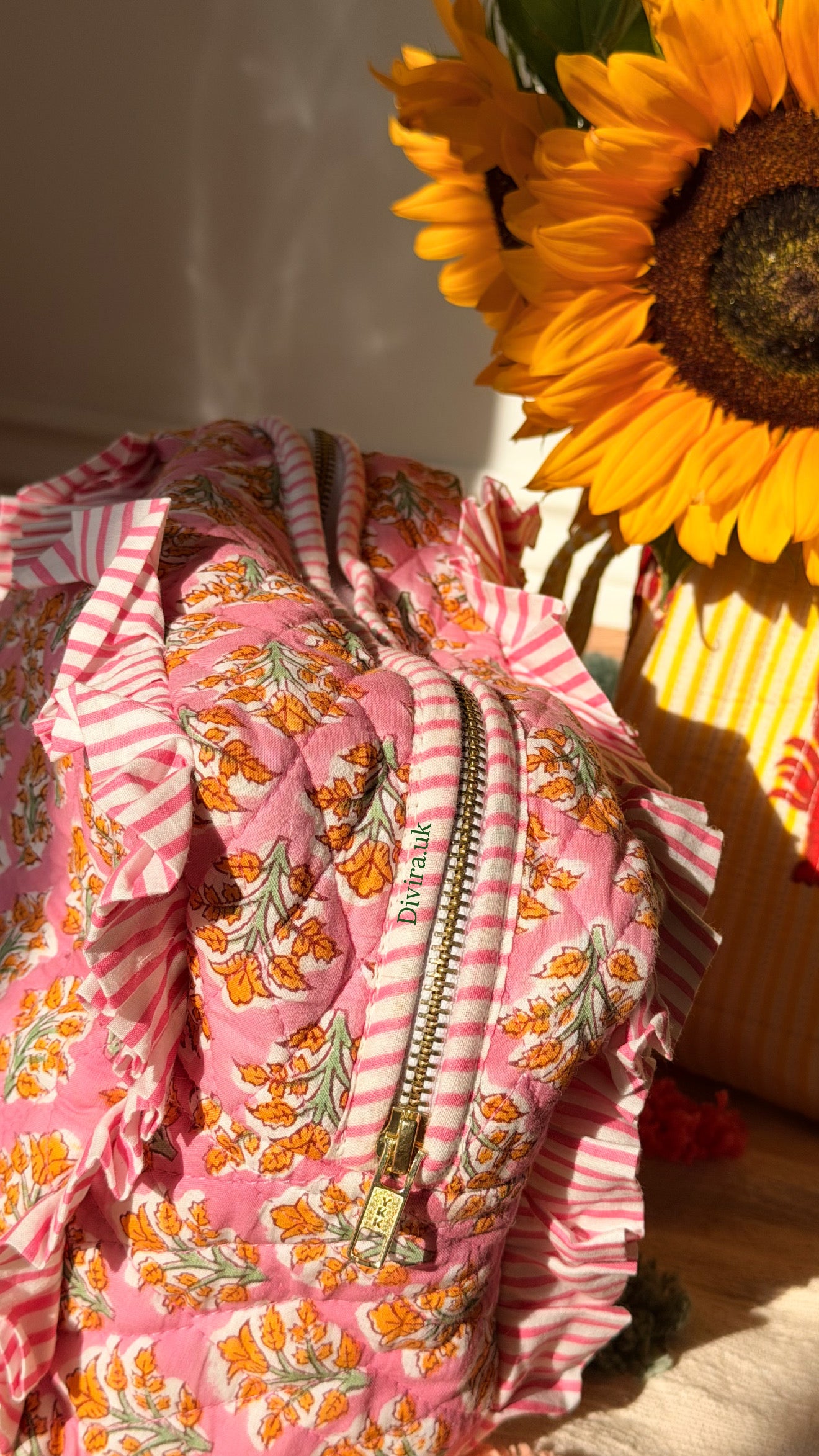 Ruffle Pouch
