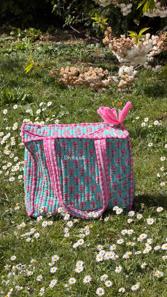 Medium Quilted Tote Bag🎀