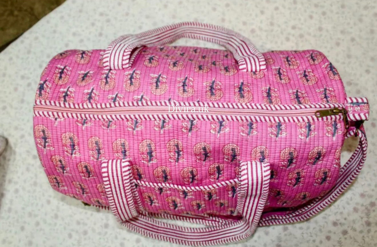 Pink Quilted Weekend Bag🎀🦢🌸 Handmade Block Print
