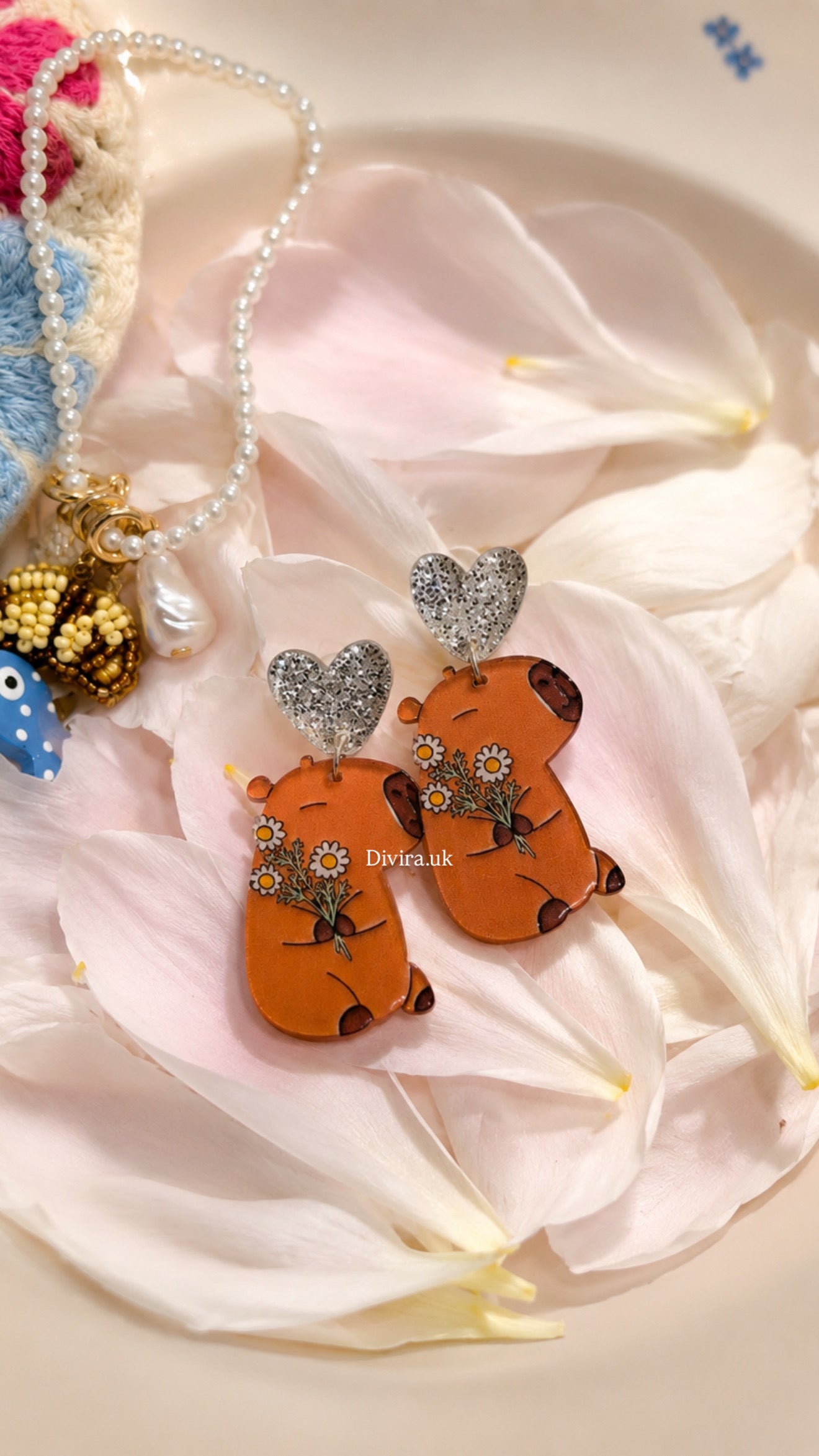 Capybara Earrings🤍