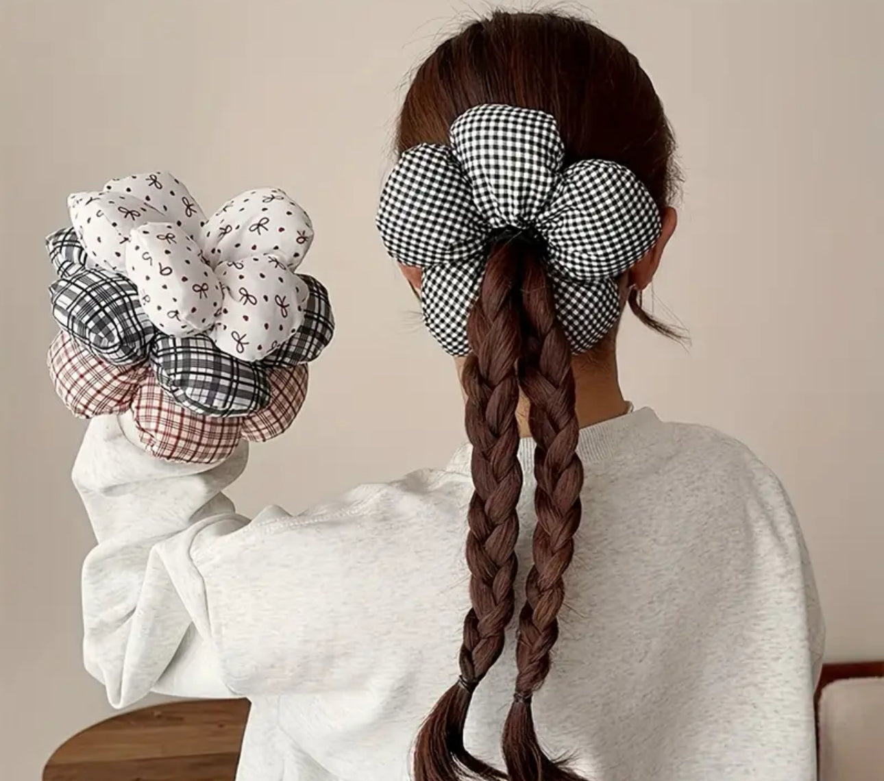 Cushioned  Bow Scrunchie